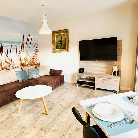 Przy Latarni Morskiej Z Garazem *