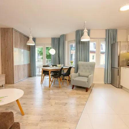 Διαμέρισμα Przy Latarni Morskiej Z Garazem Kołobrzeg