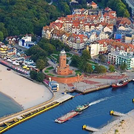 Διαμέρισμα Przy Latarni Morskiej Z Garazem