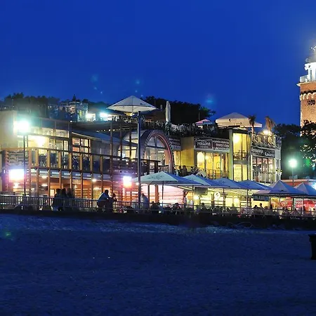 Przy Latarni Morskiej Z Garazem *