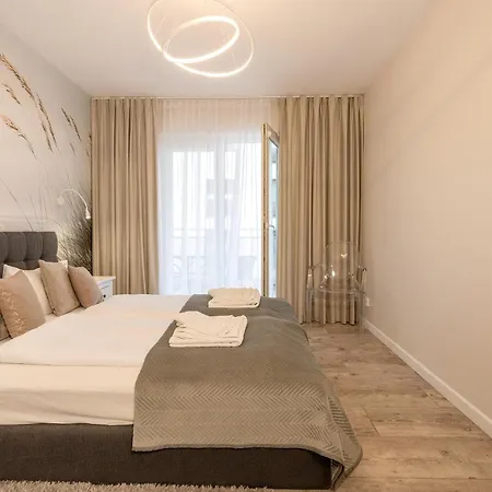 Przy Latarni Morskiej Z Garazem *